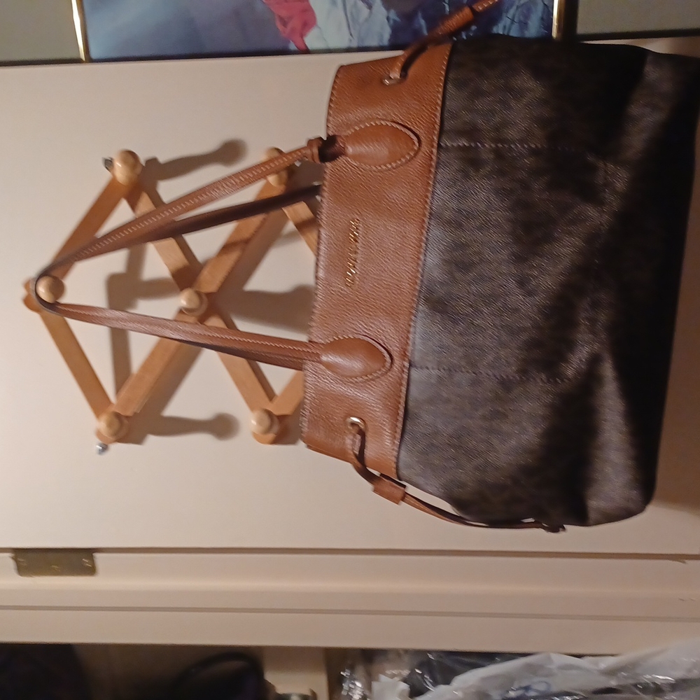 MK purse